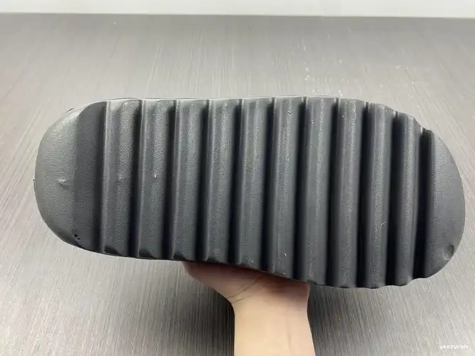 Slide Yeezy Onyx Adidas HQ6448 0502